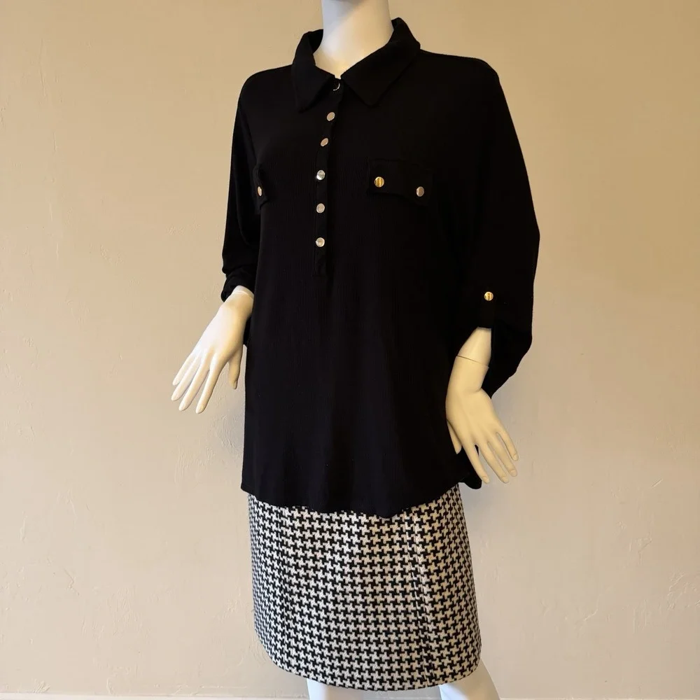 Carmen Marc Valvo Women's Knit Button Blouse Black Collared Plus‎ Size 2X - Picture 2 of 15